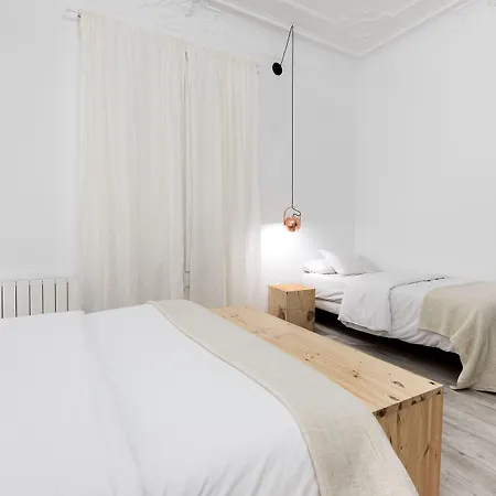 Bruc & Bruc Hostel