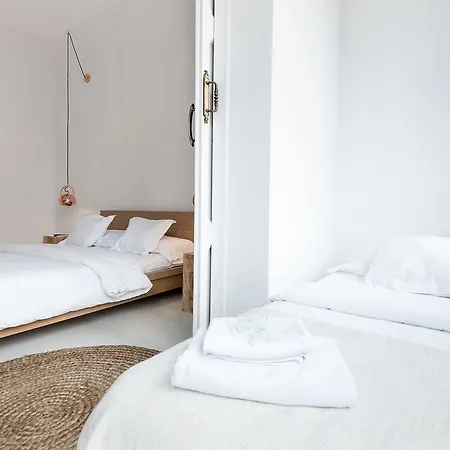 Bruc & Bruc Hostel