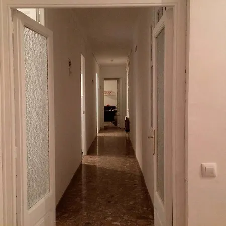 Bruc & Bruc Hostal *